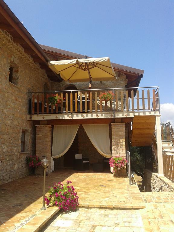 Agriturismo Casale Re Sonnino Exteriér fotografie